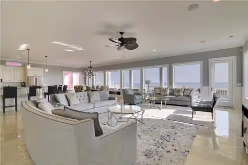 The Haven, Luxury Oceanfront House with Game Room, Hot Tub & Pool, photo 3