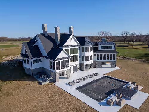 Exquisite 14,000 sq ft Waterfront Mansion with Pool, photo 2