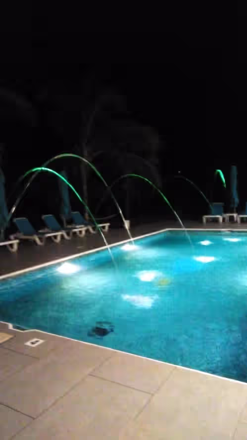 BLUE DIAMOND TRANQUILITY RESORT-Private Villa with 8 King Bedrooms- ON THE BEACH, photo 3