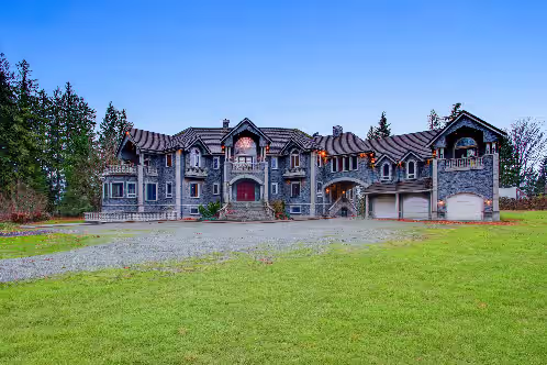 Graystone Castle - 20,000+sq ft Luxury Castle  Great for Groups, Gatherings, & Reunions!