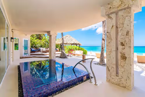 Seascape Villa: Rare 7 BDR on Seven Mile Beach w/ Cabanas, Private Pool & More, photo 4