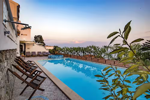 Villa Elena is a prestigious villa with a pool and suggestive sea view, photo 4