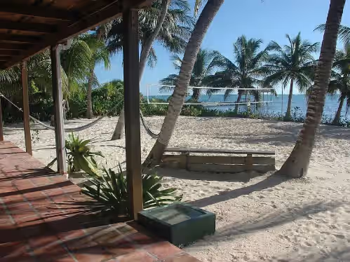 Sundiver Beach Resort, photo 2