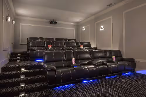 Enjoy A Private Screening In The Movie Theater at The White House Of Reunion
