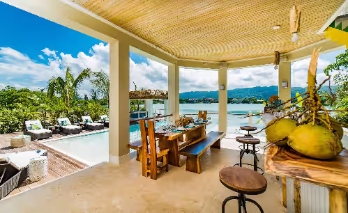 5 BDR LUX MODERN BEACHFRONT VILLA PRIVATE INFINITY POOL & OCEAN VIEWS STAFF, photo 4