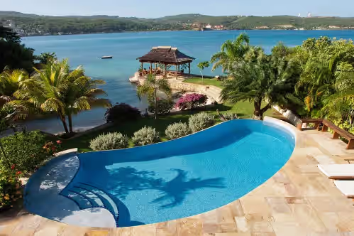 MAKANA VILLA JAMAICA - Luxury 7 Bed Beachfront Villa Discovery Bay