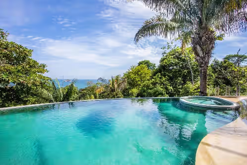 Luxury Villa, In House Spa & Gym, Hotel-size Pool, Event Tent, Chef Included