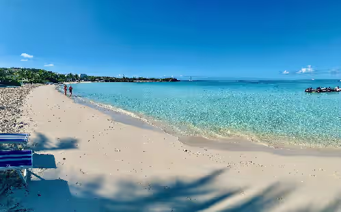 Beach Front! Beautiful Beach, 2 Pools!!, Amazing Ocean Views + Sunsets!