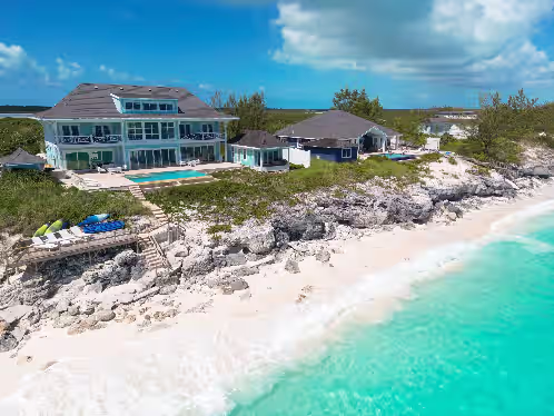 Shades of Blue a luxury home on private beachfront sleeps 20ppl, chef, boat tour