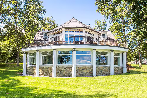 Bear Chase Manor - Breathtaking views with an indoor private pool, come escape with us!