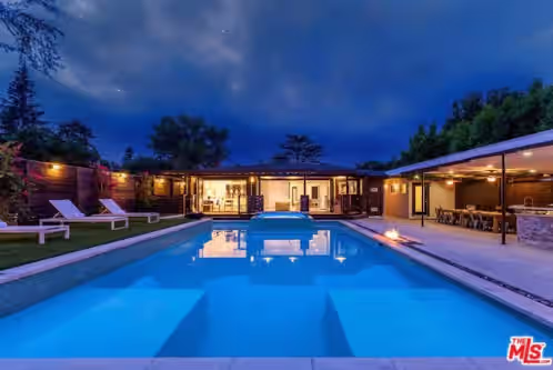 Your Own Private RESORT! 9BR/10BA Gated Compound HUGE Pool, Gym, Yard, Parking, photo 2