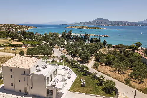 Pristine villa with spa, cinema room, full privacy, only 100 meters from sandy beach, photo 3
