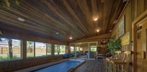 “SLEEP 26” "POOL" "SAUNA" "LOOKOUT TOWER"'SANITIZED CLEANING"