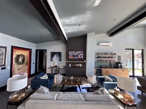 5 Modern Lakefront Luxury Oasis 270 Lake Views w/Dock & Hot Tub, photo 4