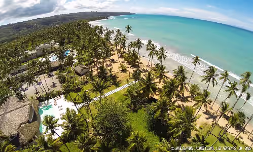 Spectacular BEACHFRONT luxury Villa with private pool, Jacuzzi chef, full staff, photo 3
