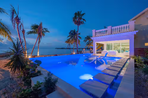 Crystal Waters: Luxe Villa w/Private Pool, Dock and Barefoot Beach Lounge - Walk to The Kaibo!