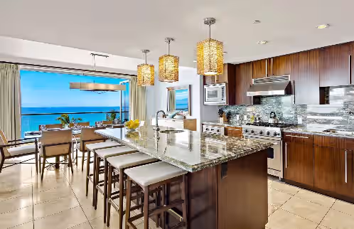 Maui Resort Rentals: Honua Kai, photo 2
