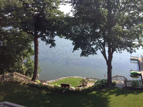 Lakeview at Executive Home on Lake Minnetonka with all the amenities