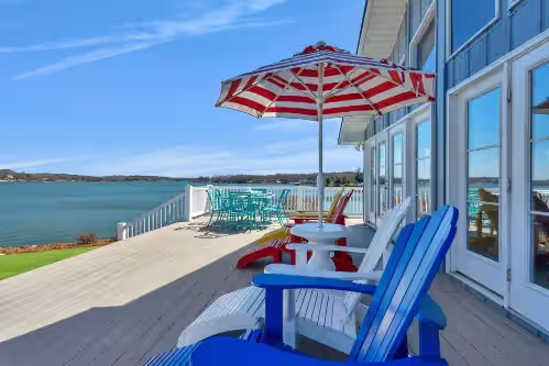 7 BR Private Peninsula & Houseboat LUX Isle Beach Lake Panoramic views Hot Tub, photo 3
