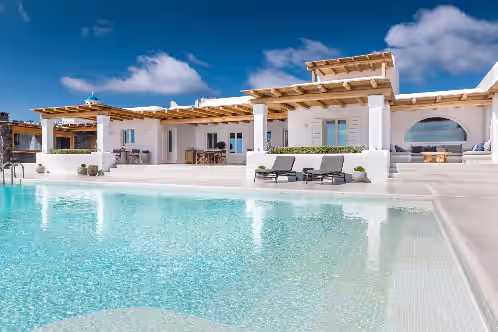 Luxury Villa in Imerovigli. 8 Bedrooms, accommodates 16 guests. Offers privacy, photo 3