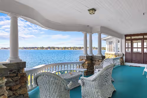 Waterfront Estate in Groton, photo 2