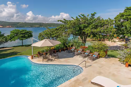 Fully Staffed Luxurious 9 Bedroom Beachfront Villa in Discovery Bay, photo 4