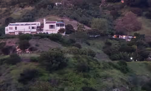 Panoramic Ocean View, 7 bedroom Gated Villa, Pool & Tennis Court (2 buildings), photo 4