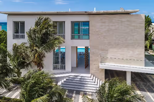 Beachfront Villa Infinity Pool, Gym, Media room. 6 Bedrooms 7 baths. Sleeps 13, photo 2