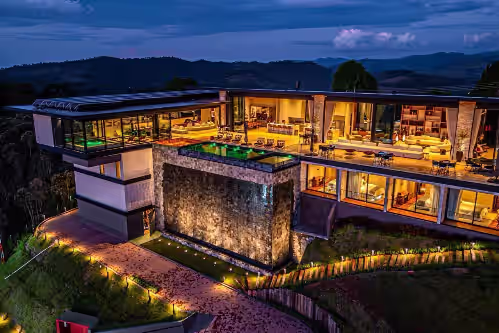 Beautiful Mega House in the Mountains, Mansion in Campos do Jordão