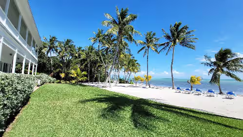 Key West Style Estate on Private Lush Beachfront Property, photo 4