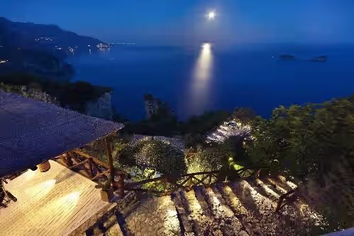 ASTONISHING VILLA AMAZING VIEW ON AMALFI COAST& LI GALLI ISLES, photo 4