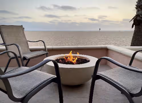 LUXURY OCEANFRONT RETREAT ON THE SAND FIRE PIT NO BOARDWALK Disneyland, photo 5