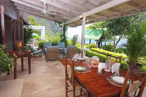 Authentic St. Lucian Experience at Prestigious Villa, photo 5