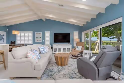 Private Resort! Beachfront home w/pool & hot tub and five en suite rooms, photo 4