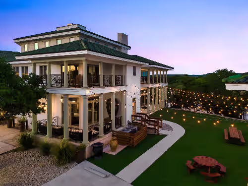 The Gatsby Mansion WATERFRONT, photo 5