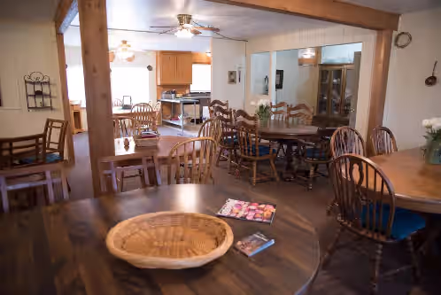 Beautiful private ranch, near Shasta Lake and next to Sacramento River sleeps 42, photo 4
