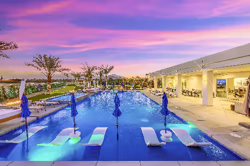 Royal Bahamian Estate:Pickleball, Golf, sleeps 20!