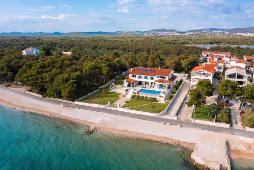 Luxury Villa Sea Whisper Sibenik with 2 Pools, Gym