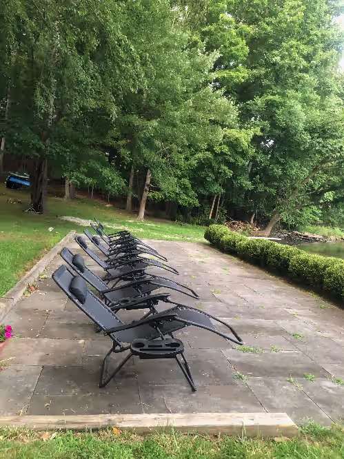 Beautiful, Fun Lakefront Retreat Perfect for family reunions / groups, photo 4