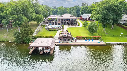 Dockzilla Lake Hamilton- Your PRIVATE Hot Springs Lake Hamilton Vacation Paradise