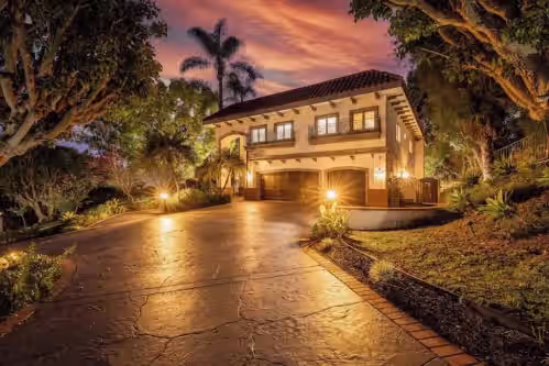 Exquisite Spanish Villa Retreat - Pool - Spa - Sauna & More