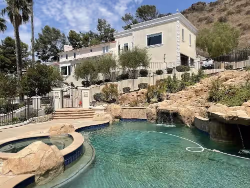 Caesar's Villa on the Hills of Orange, photo 2
