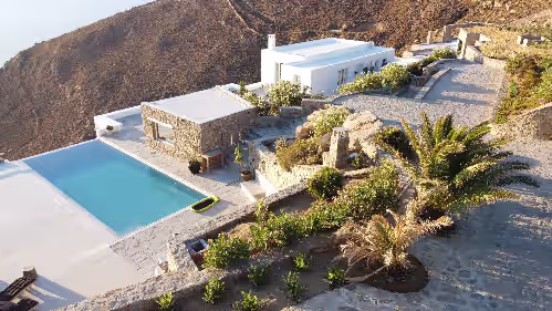 Stunning newly renovated Five * Family Villa with ultimate view and privacy