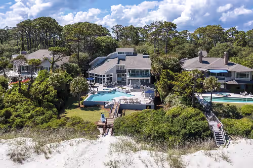 Remodeled and Ready for Summer!! New pics! Beach gear and bike rentals included, photo 3