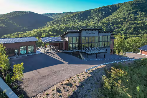Higher Power:2025 Specials! Indoor Pool, Views, photo 3