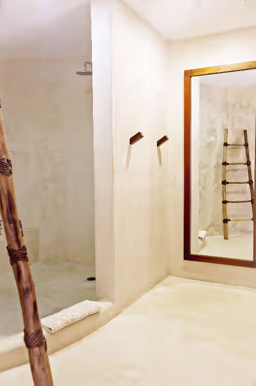 Large shower in en suite bath at Casa Carolina