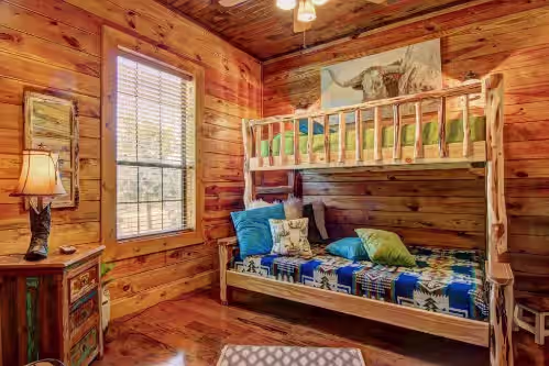 Two Cozy Cabins Located On 65 Acre Longhorn Ranch, photo 4