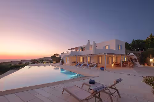 Spacious Luxury Villa Delions - Stunning sunset & bay view, infinity pool, by beaches