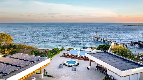 BeachFront Villa w/ Pool, Sleeps 16, Dining, & Tub, photo 4
