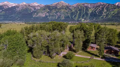 Branchwater Ranch - Historic Ranch unrivaled for its views and location! Perfect for family reunions